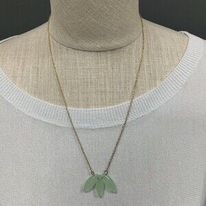 NIB Bay to Baubles Hemway Women's Light Green Necklace Triple Stone Jewelry